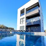 Sunny Oasis Бибинье