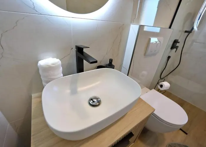 公寓 Sunny Oasis 比比涅