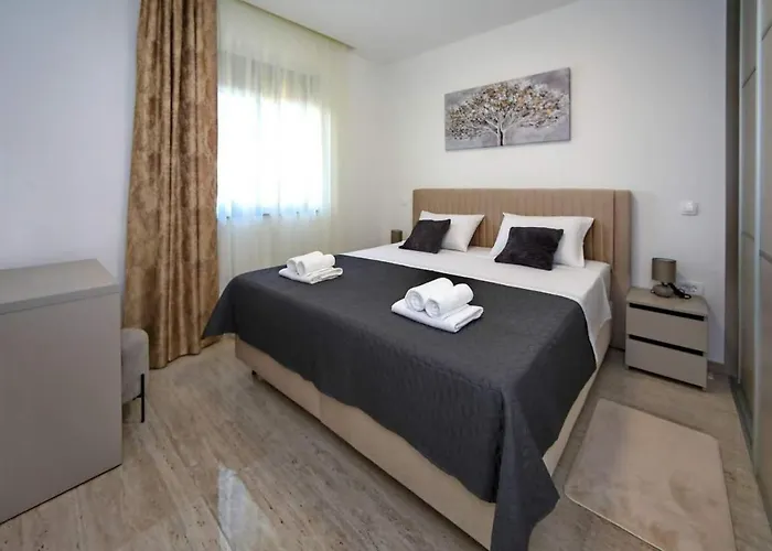 公寓 Sunny Oasis 比比涅