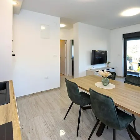 Sunny Oasis Apartmán Bibinje