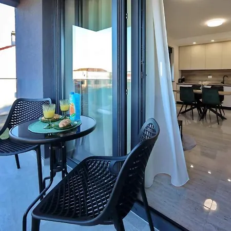 Sunny Oasis Appartement