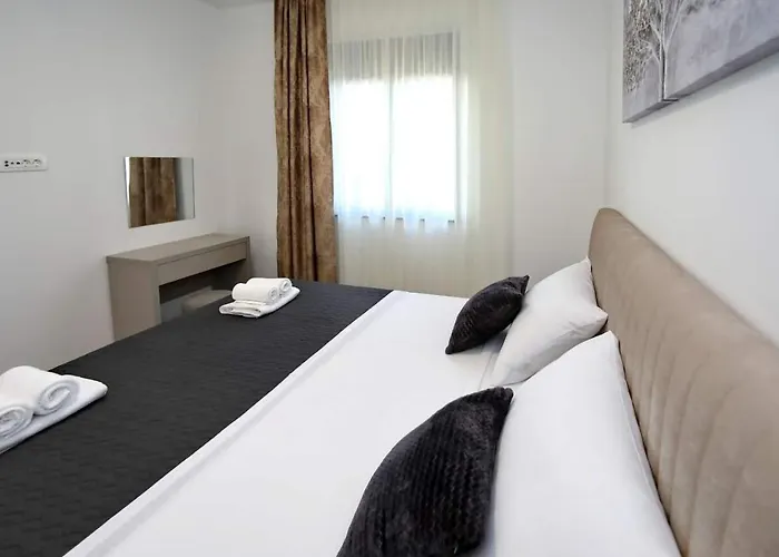 Sunny Oasis 아파트 비빈제