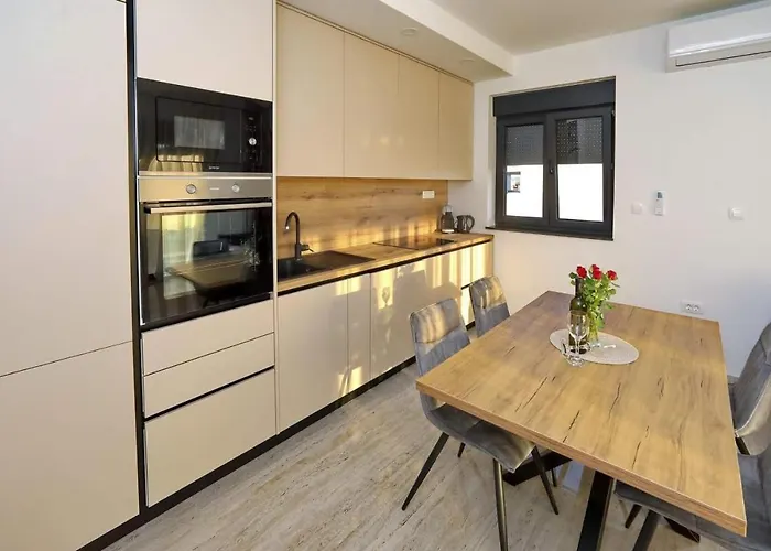 Sunny Oasis 비빈제