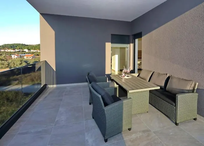 아파트 Sunny Oasis